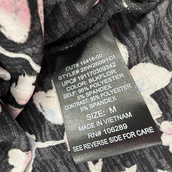 NEW! Three Pink Hearts By Francescas Dress‎ Sleeveless Medium $44 Floral V-Neck - Picture 8 of 13